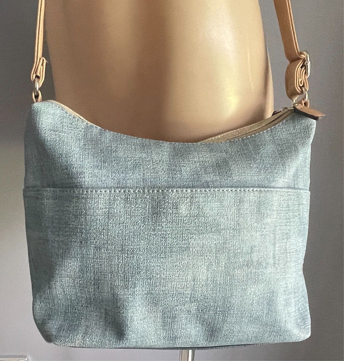 CABRELLI Crossbody/Shoulder Bag Shades of Blue & Beige Textured PU Adjustable