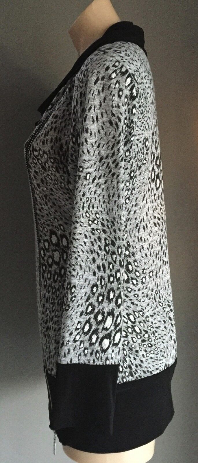 FRANK LYMAN Top Side Zips Grey Black Metallic Cowl Neck Knit Ladies Size 10 NEW