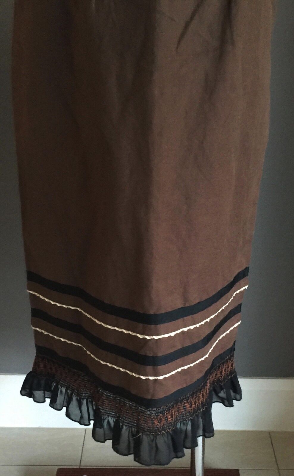 VERTICE Straight Skirt Brown & Black Linen Cotton Ruffle Hem Size 10 NZ NEW