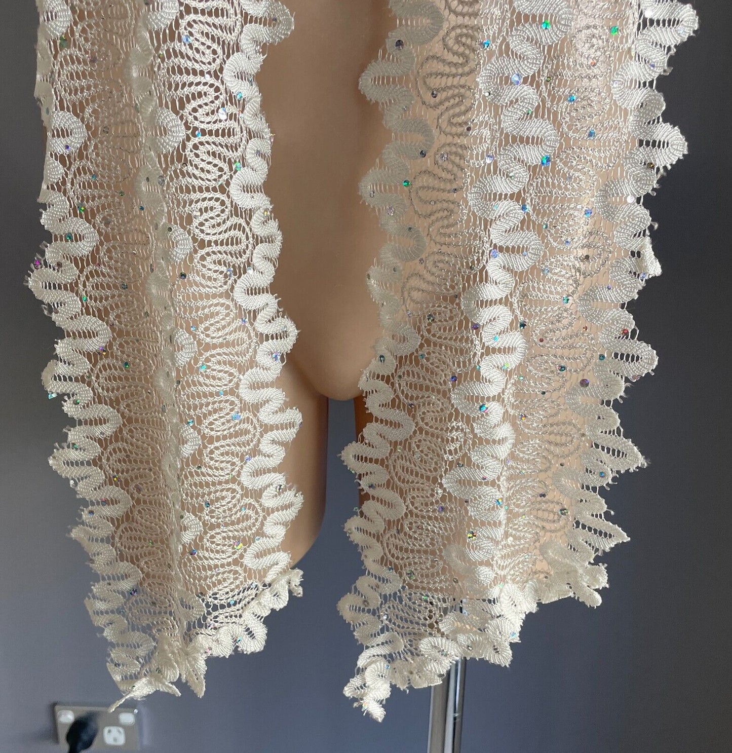 Thin Scarf w Silver Sequin Trim Antique White Lace Scallop Edge Stunning NEW