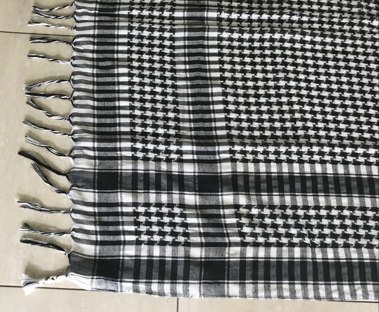 PURR Scarf lack Grey White Check Print Lightweight Wrap Shawl
