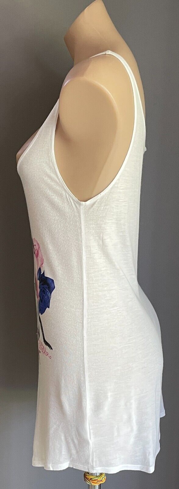 VON ZIPPER White Tank Top Sleeveless Graphic Print At Front Size 10 Small Holes