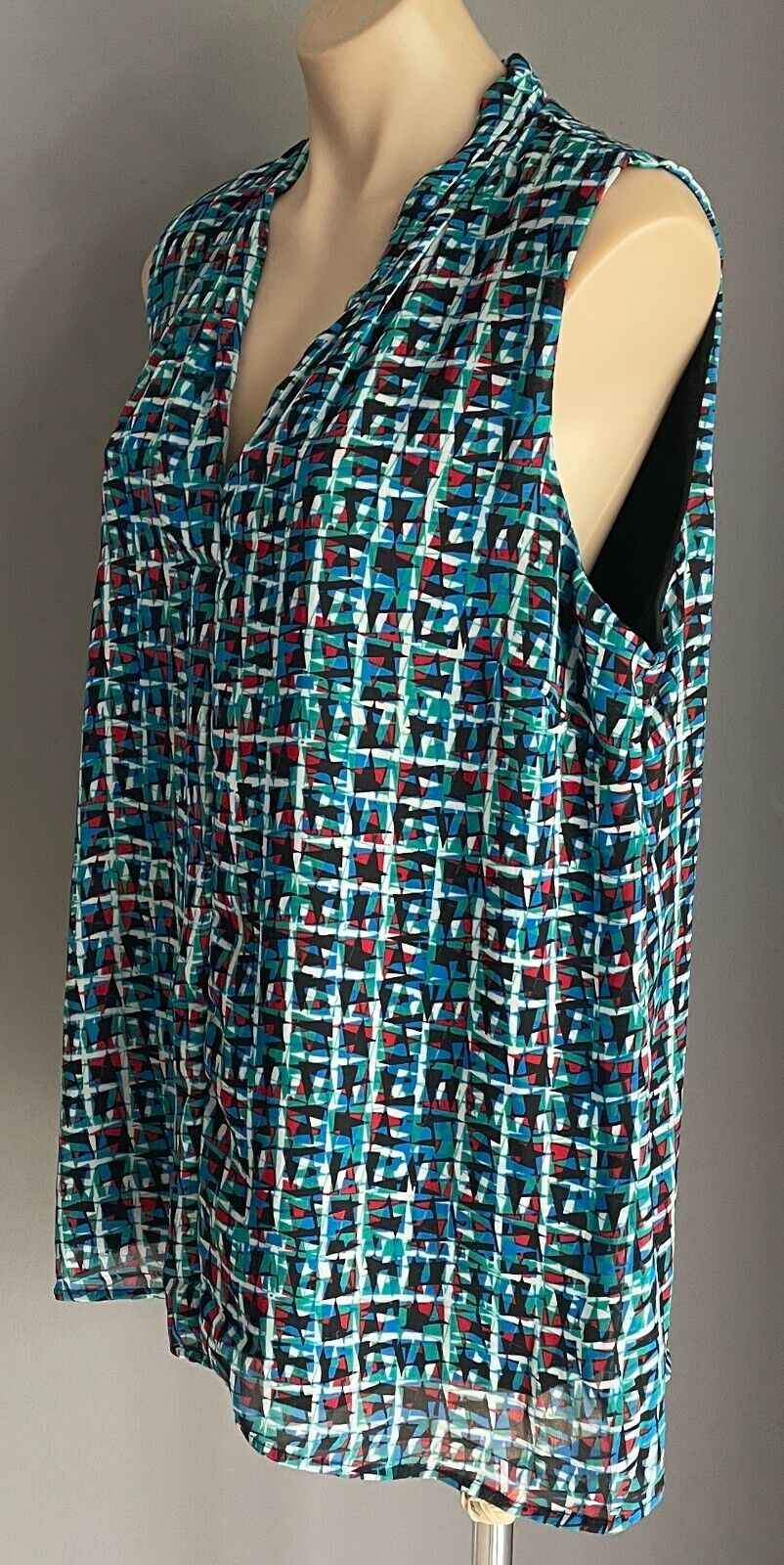 LIZ JORDAN Top "Hannah" Blue Green Red White Geo Sleeveless Blouse Size 16 NEW