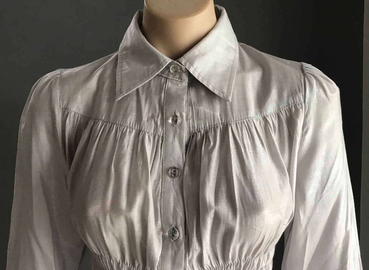 RAY Metallic Silver Shirt Shirred Waist Button Front 3/4 Sleeve Sz M 10