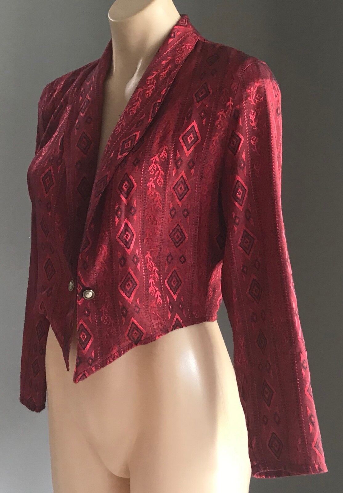 WHISTLES Crop Jacket Metallic Jacquard Red & Black Print Top Size 10 UK Vintage