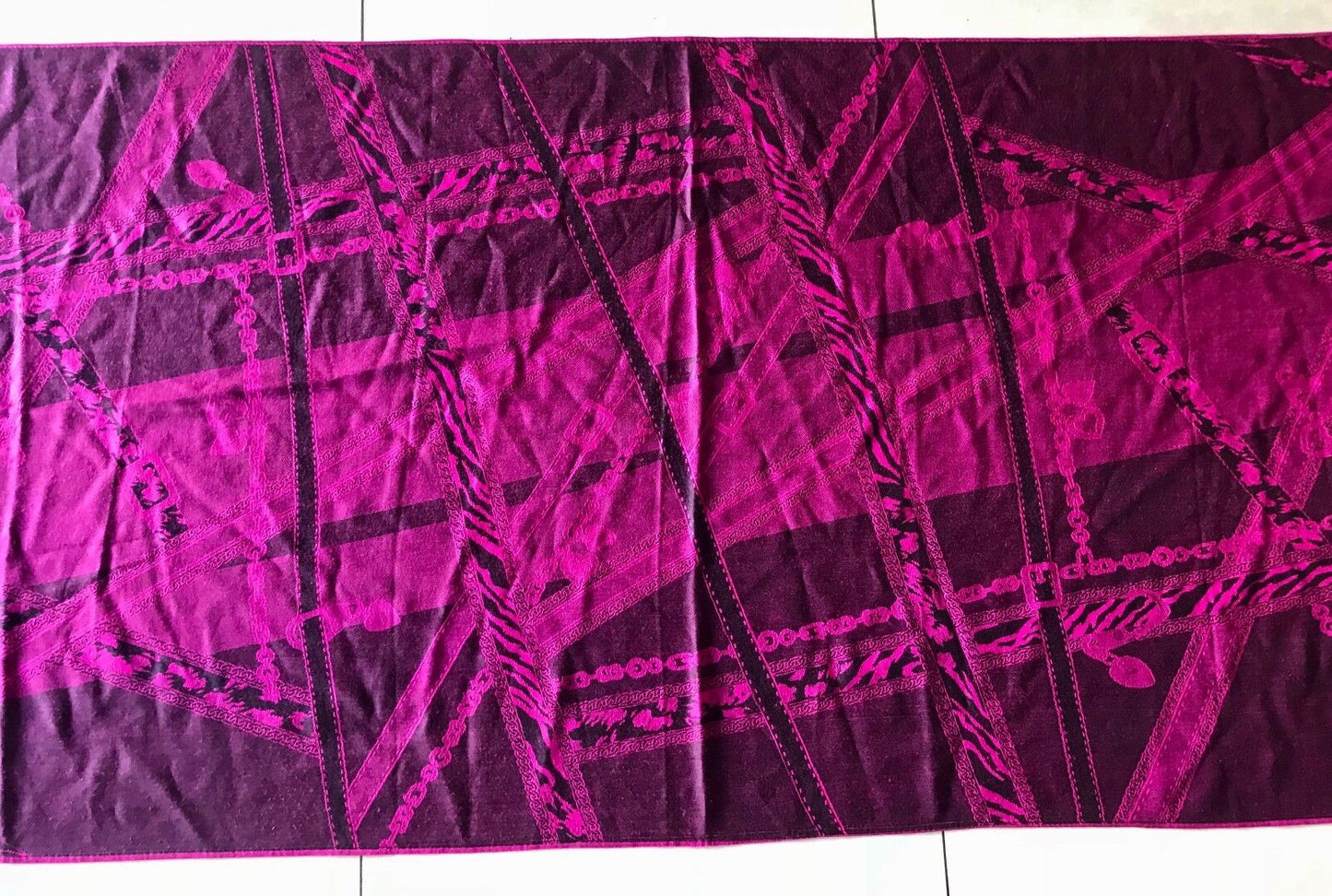 Reversible Ladies Shawl Scarf Cerise & Black Fringed Print Rectangle Red Pink