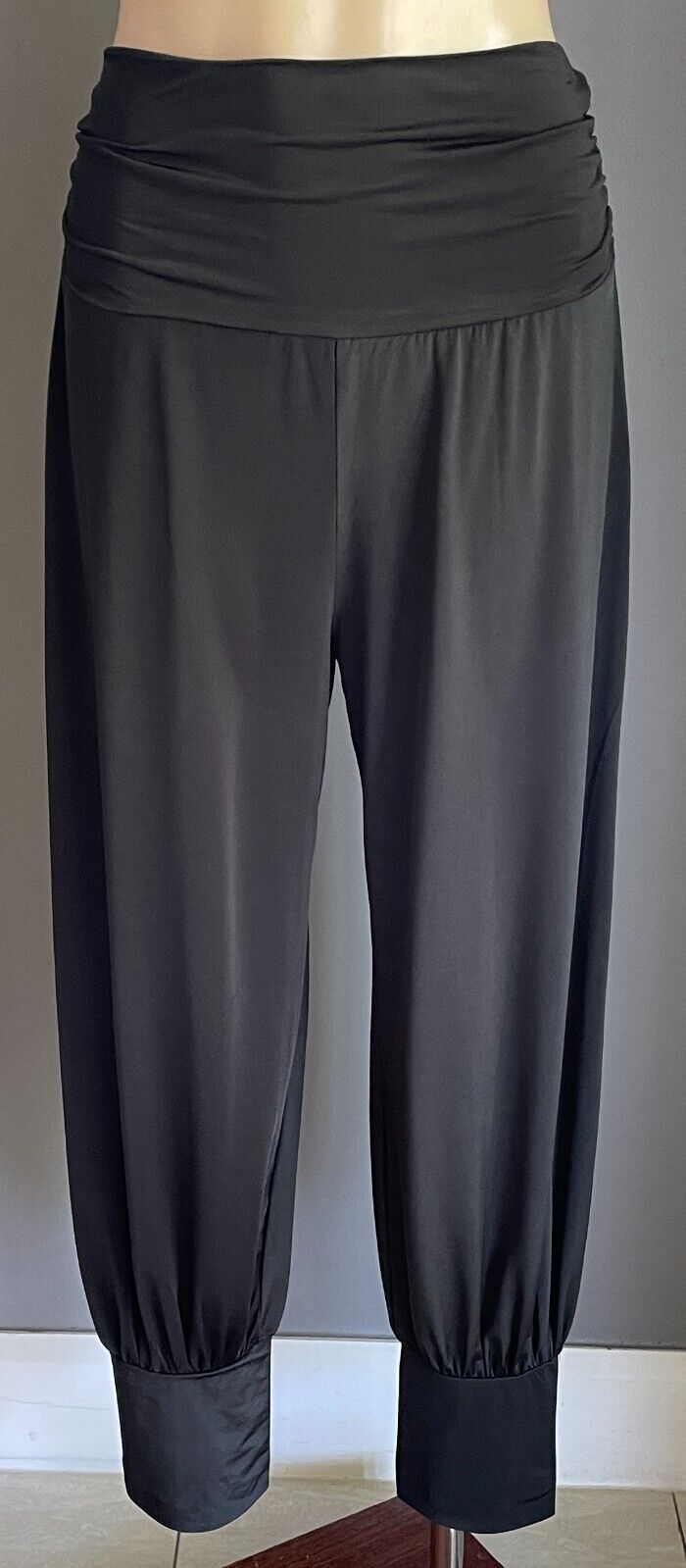 SUNNY GIRL Harem Pants Black Wide Ruched Waist Band Relaxed Fit Stretch Size 12