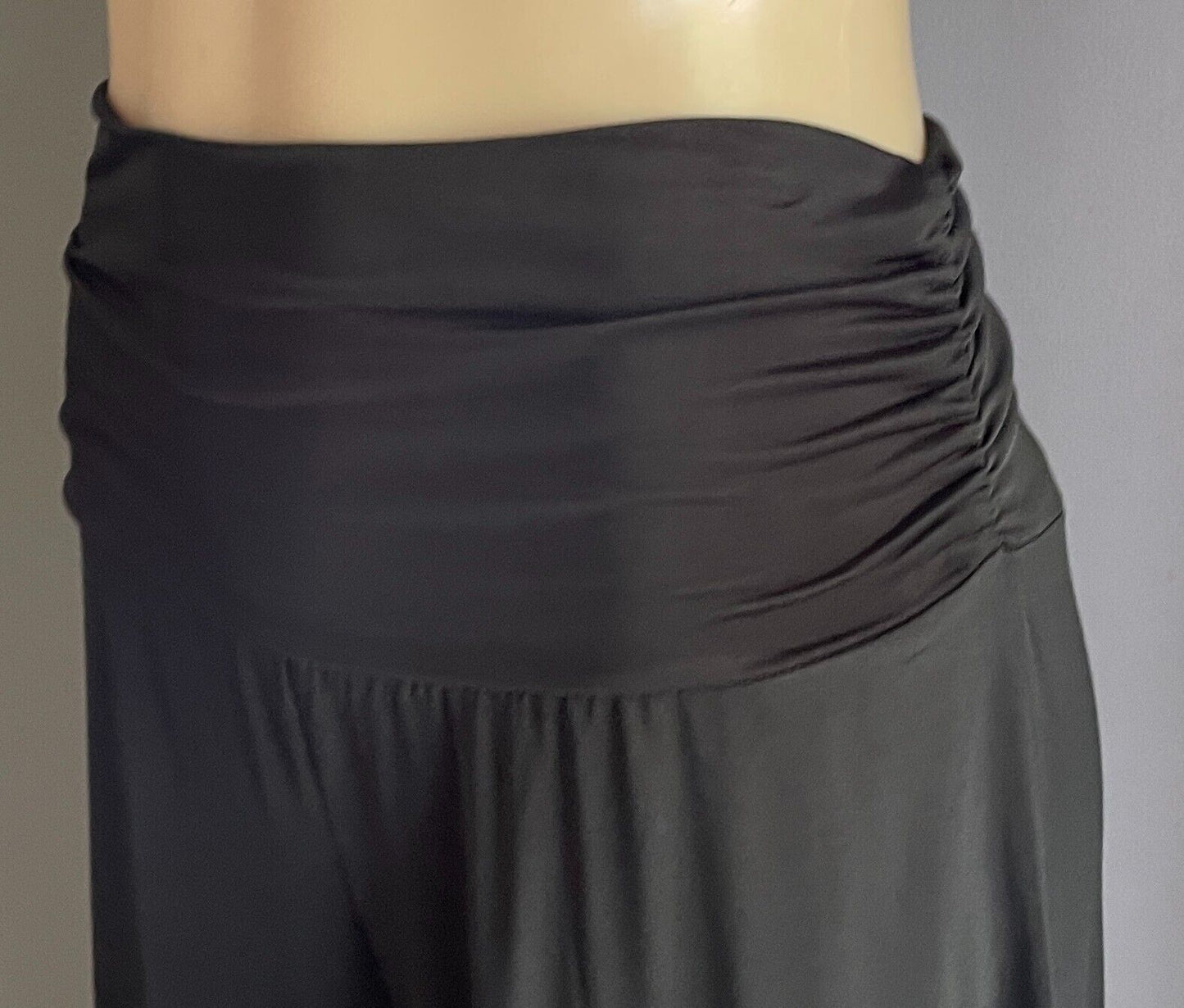 SUNNY GIRL Harem Pants Black Wide Ruched Waist Band Relaxed Fit Stretch Size 12