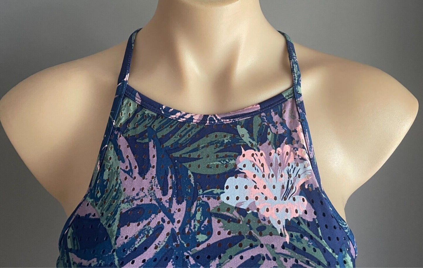COTTON ON BODY Crop Top Blue Floral Print Size M T-Bar Back Stretch Sports Crop