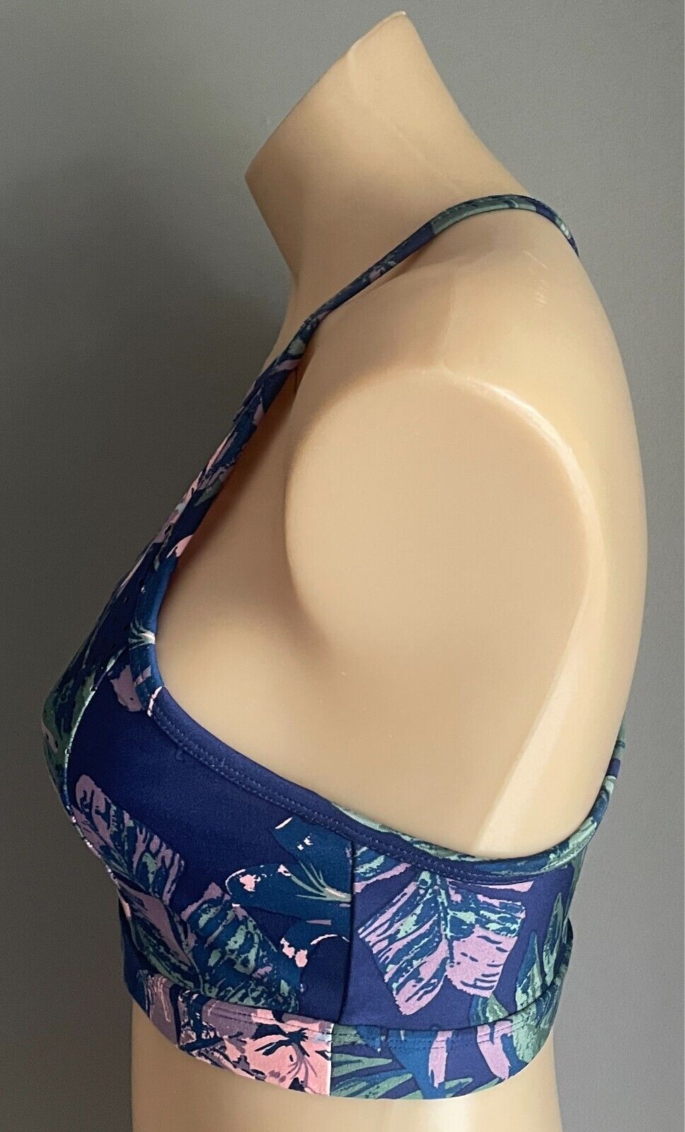 COTTON ON BODY Crop Top Blue Floral Print Size M T-Bar Back Stretch Sports Crop