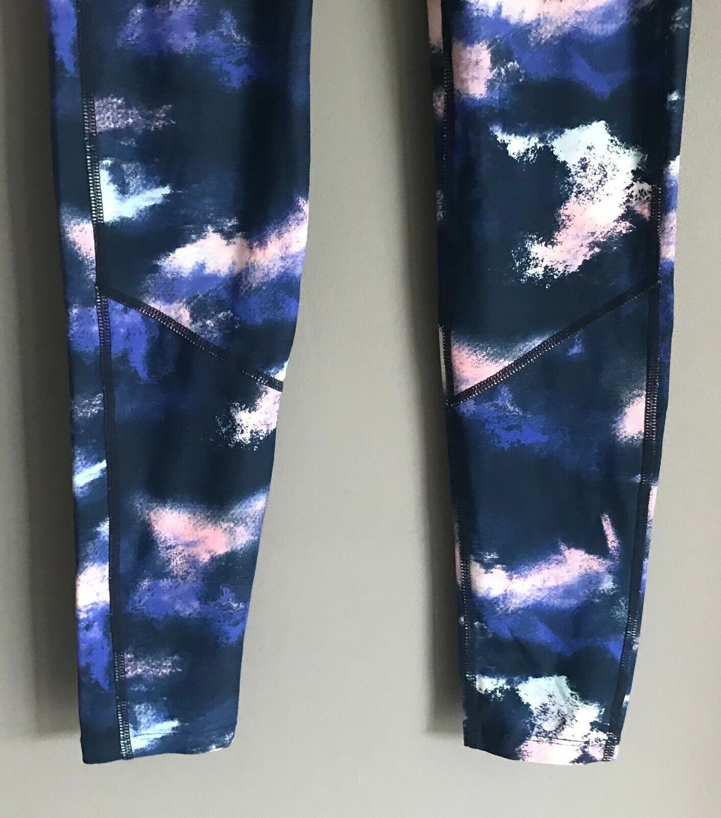 ACTIVE & CO Leggings Blue & Pink Print Long Sports Size 10 Gym Activewear Pants