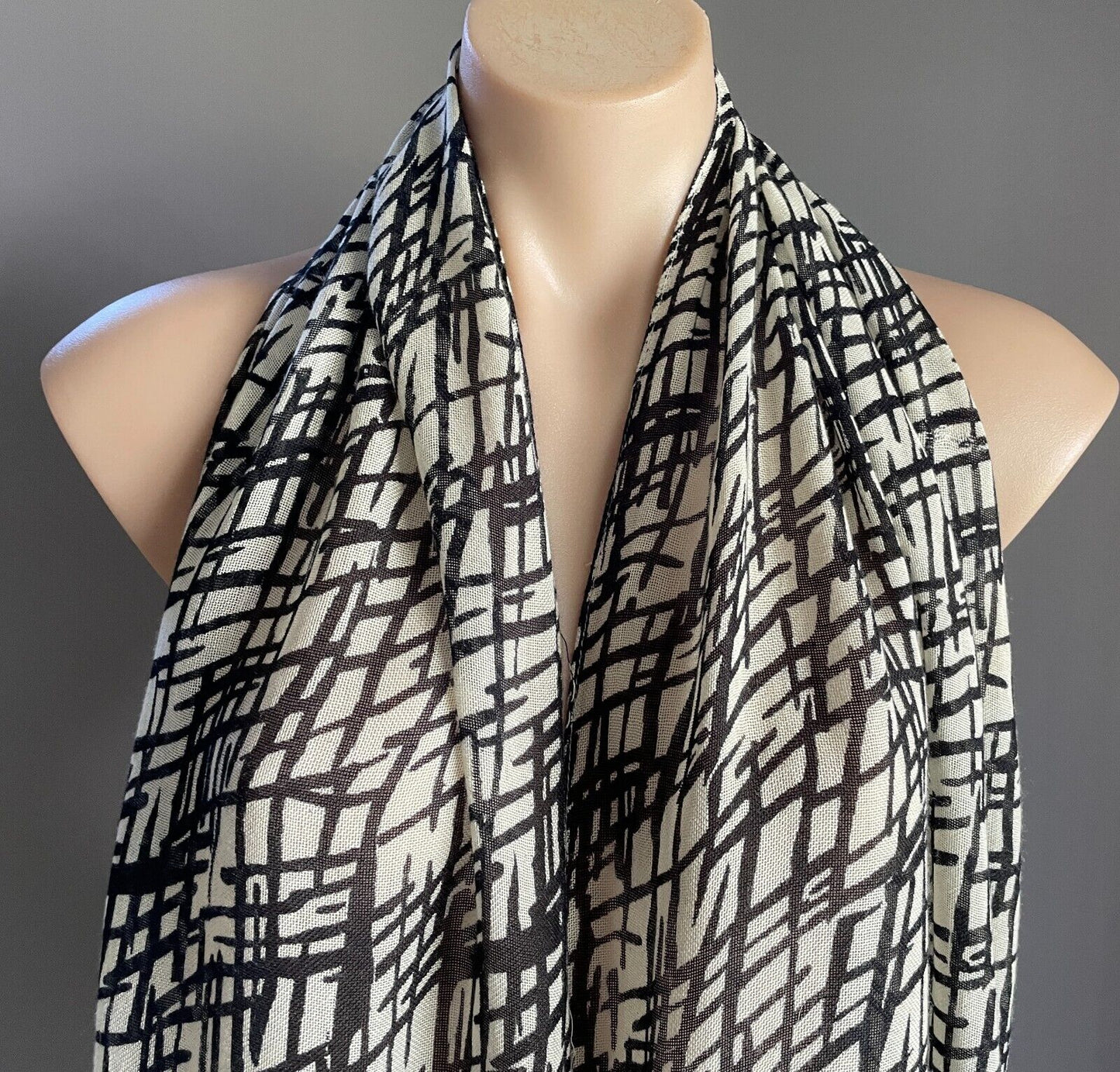 SUSSAN Black & Taupe Abstract Print Rectangle Scarf Light Neck Wrap NEW