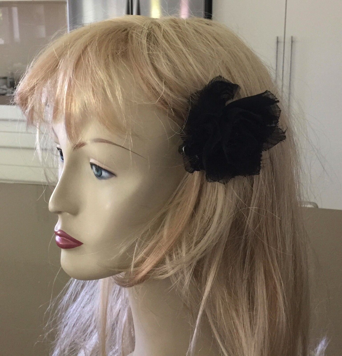 FASCINATOR HAIR CLIP Small Black Flower Diamante & Beads Rockabilly PinUp NEW