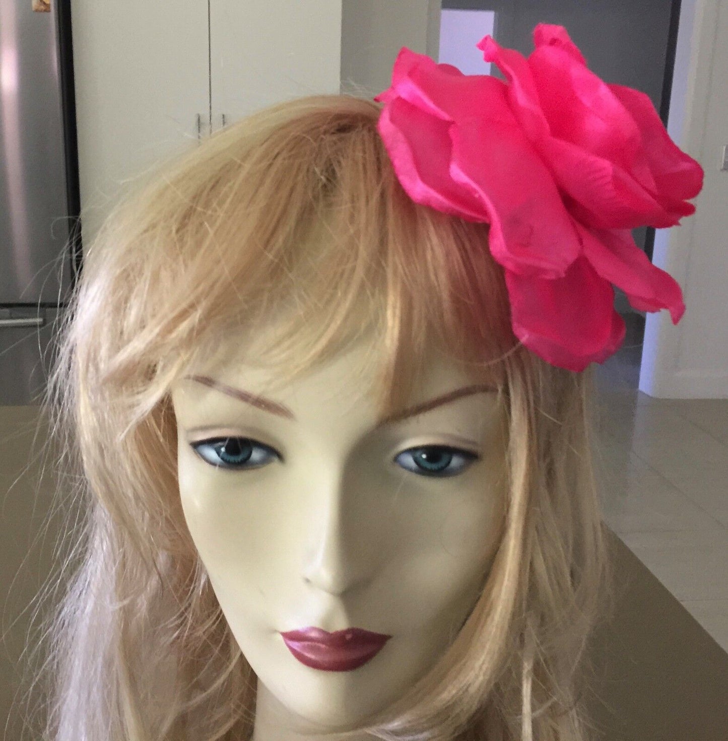 FASCINATOR HAIR CLIP Rosette Large Pink Flower Rockabilly PinUp Races NEW
