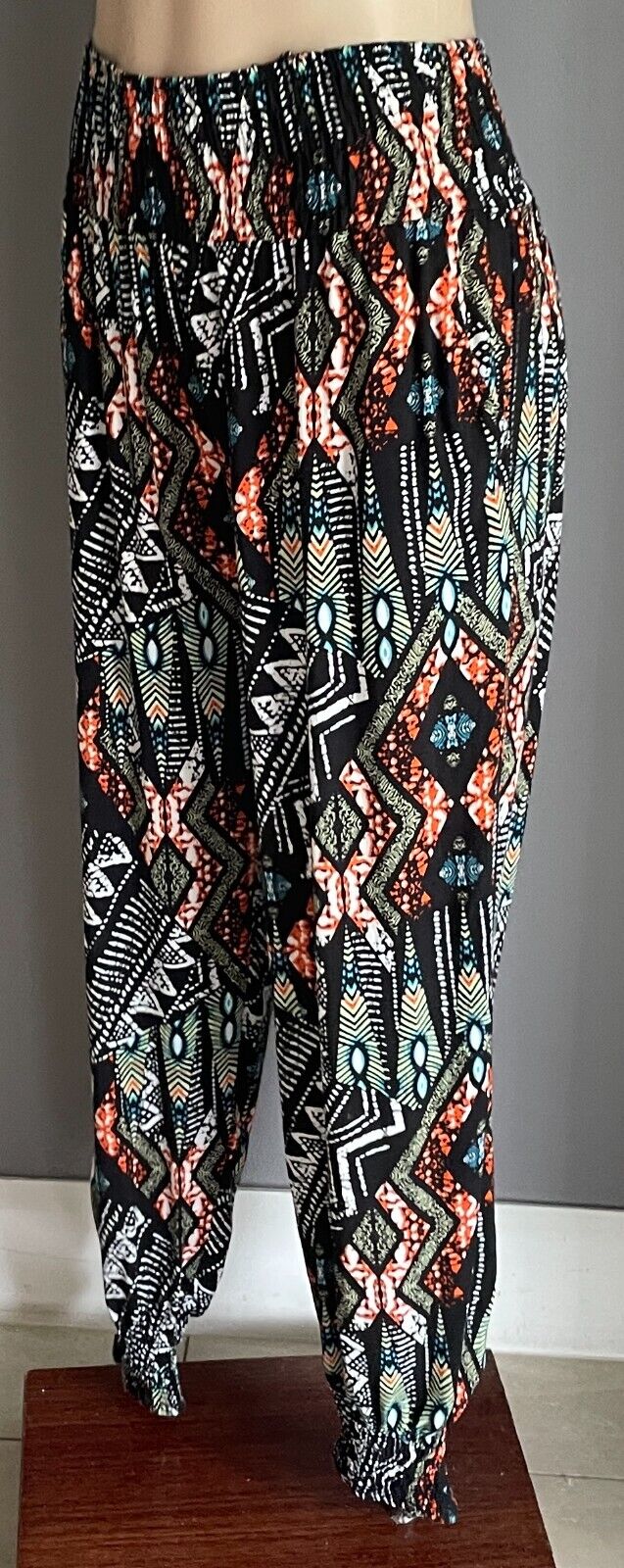 Hippie Pants Multicolour Elastic Waist & Leg Cuffs Size 10 Lightweight Relaxed