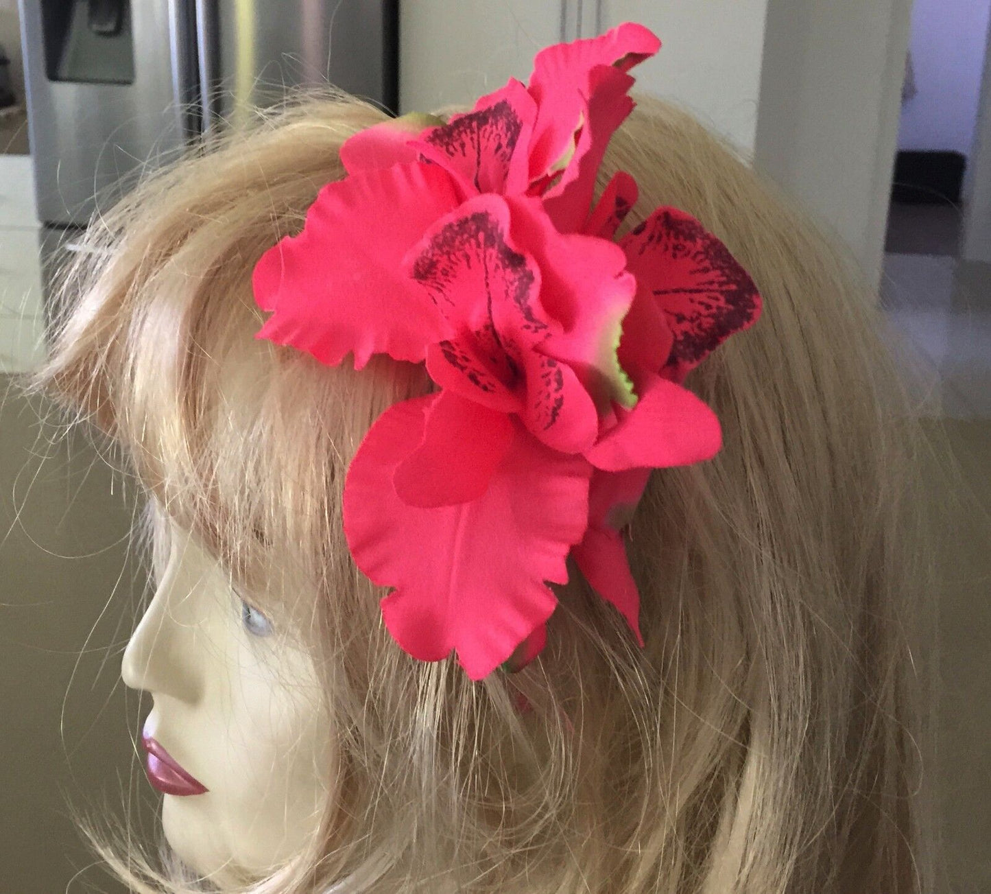 FASCINATOR Pink IRIS Floral on Headband IRIS Flower Formal Romantic Hair NEW