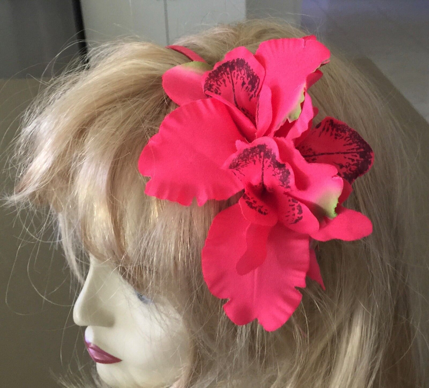 FASCINATOR Pink IRIS Floral on Headband IRIS Flower Formal Romantic Hair NEW