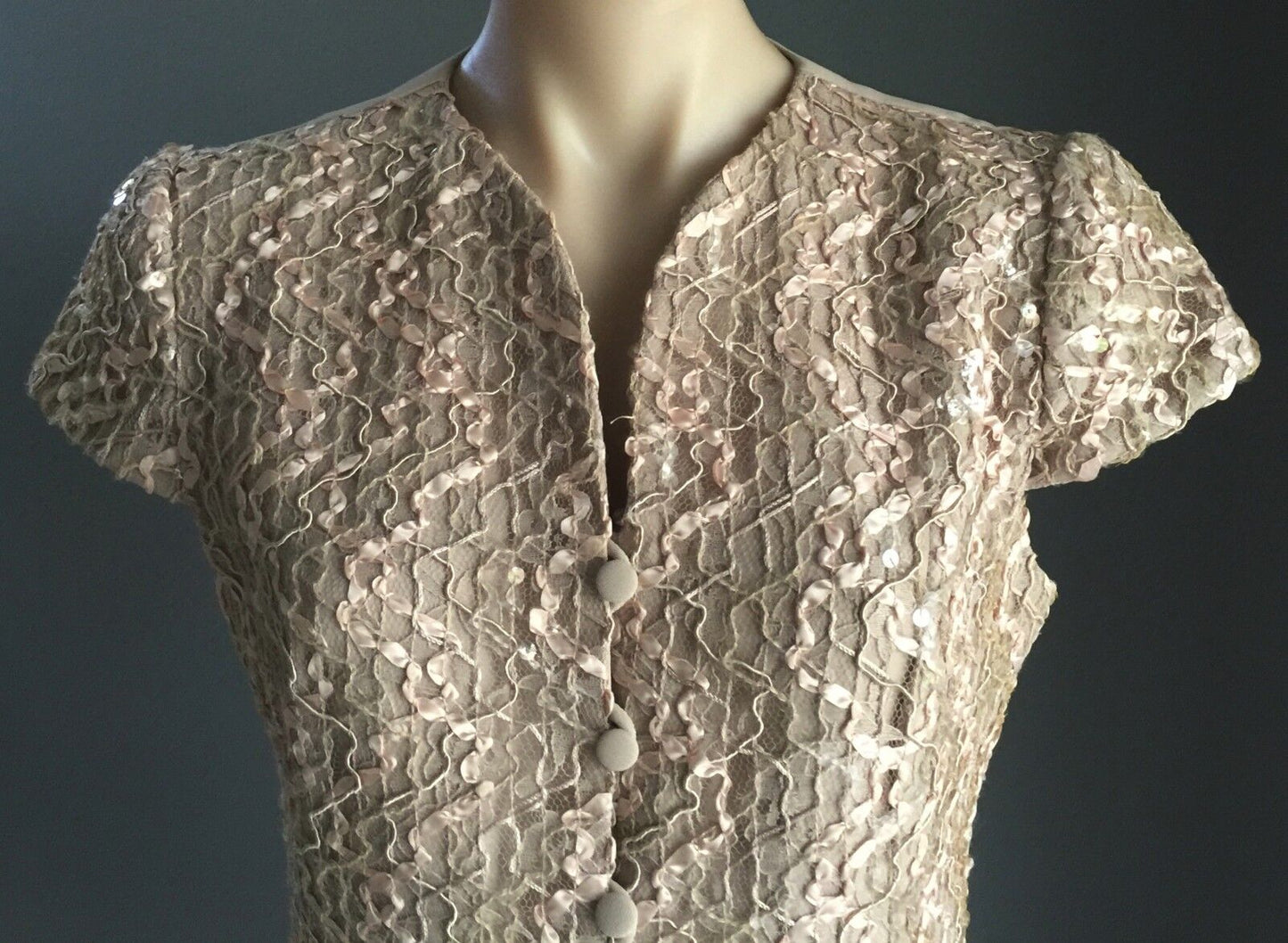 TEENA VARIGOS Jacket Beige Gold Cap Sleeve Sequin & Ribbon Size 10 Vintage Gem