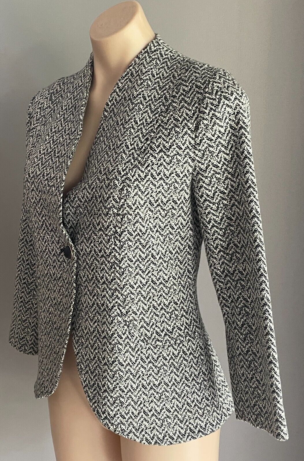 Tailored Jacket Hand Made Grey & Black Herringbone Print Knit Fabric Size 10 12