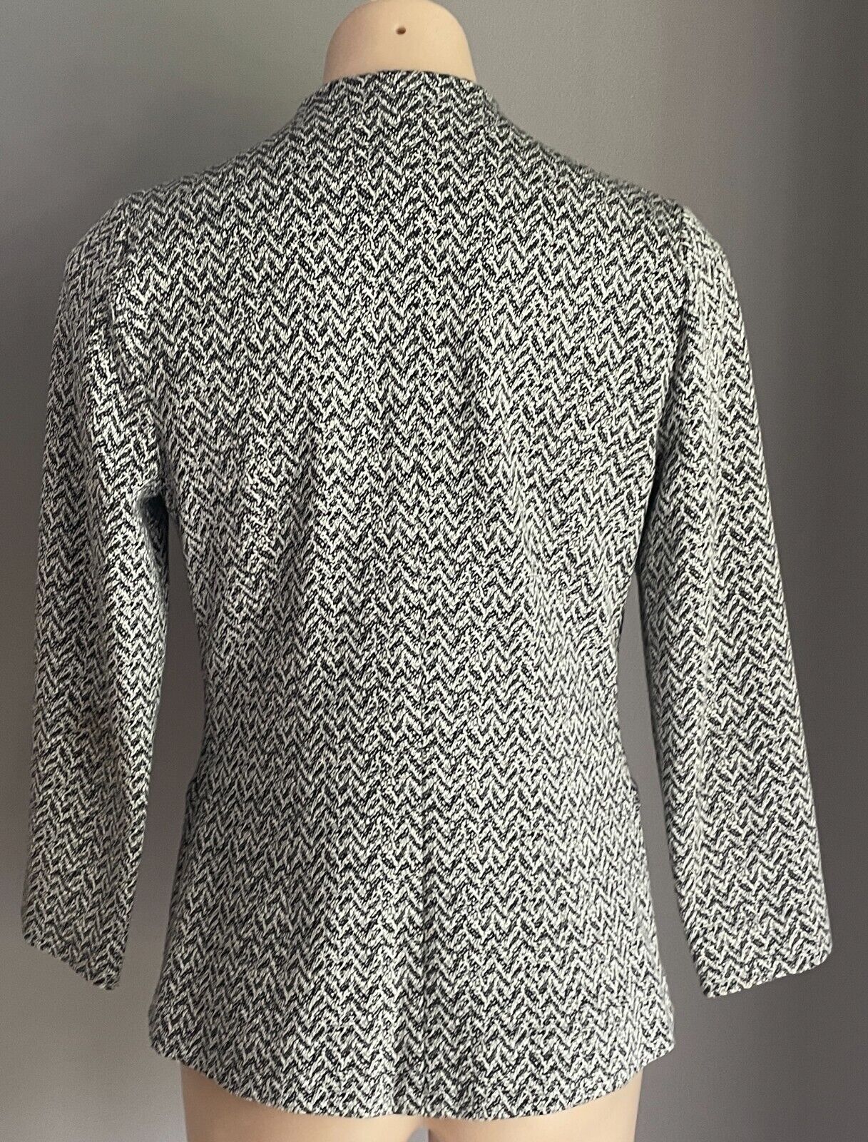 Tailored Jacket Hand Made Grey & Black Herringbone Print Knit Fabric Size 10 12