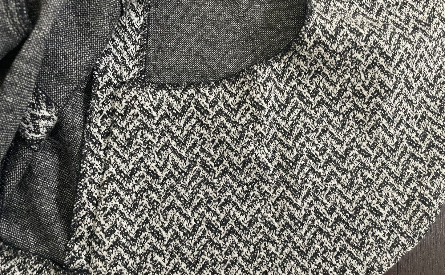 Tailored Jacket Hand Made Grey & Black Herringbone Print Knit Fabric Size 10 12