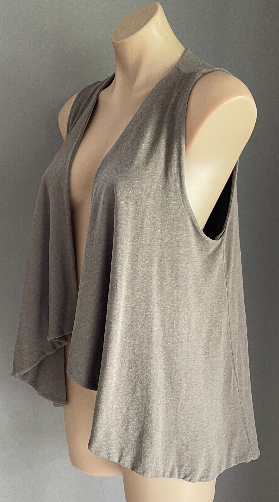 METALICUS Drape Jacket Waterfall Taupe Sleeveless Vest Stretch Fabric Size 10 12