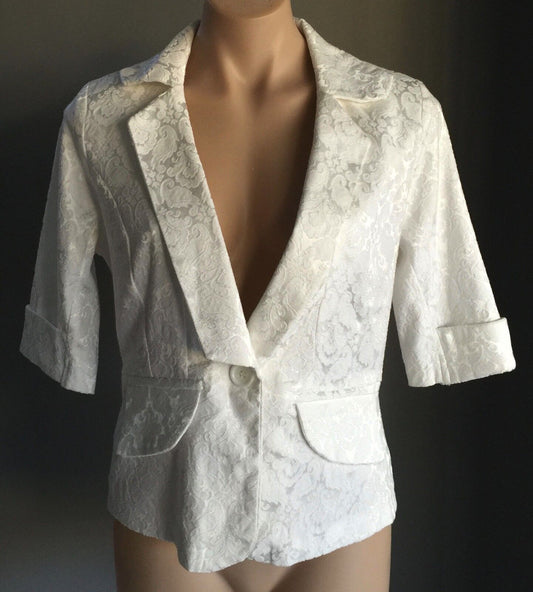 GRACE FASHION Jacket Cream Jacquard Brocade 3/4 Sleeve Fitted Size 12 Attractive