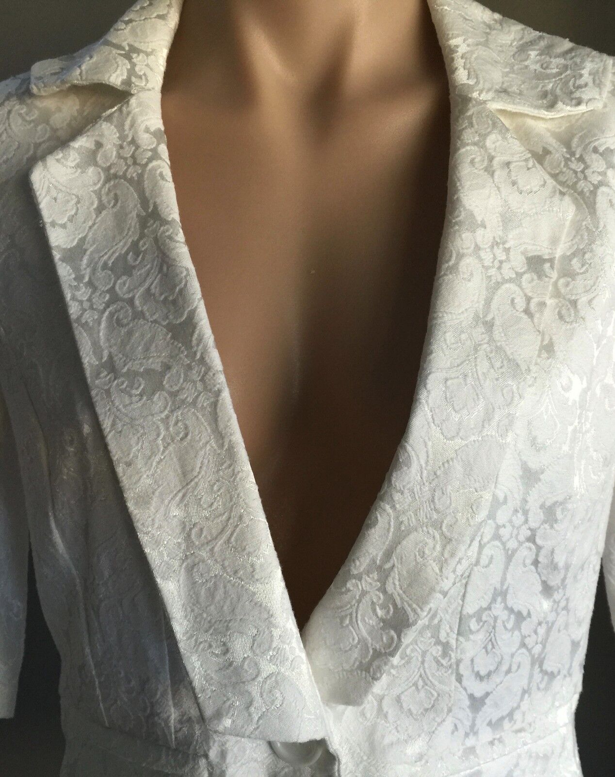 GRACE FASHION Jacket Cream Jacquard Brocade 3/4 Sleeve Fitted Size 12 Attractive