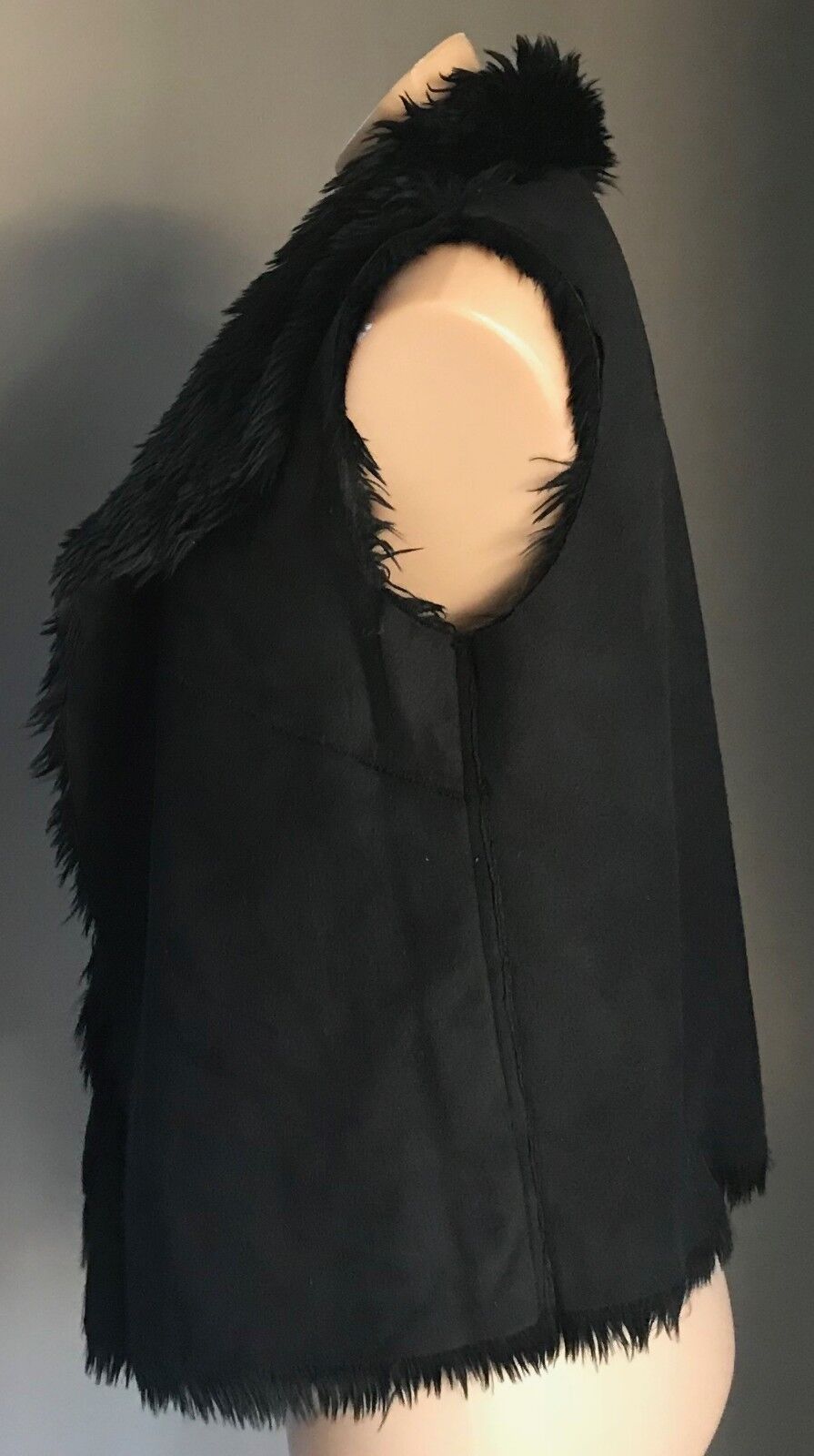 DRAPE VEST Black Faux Suede & Fur Reversible Sleeveless Ladies Size 8 - 10