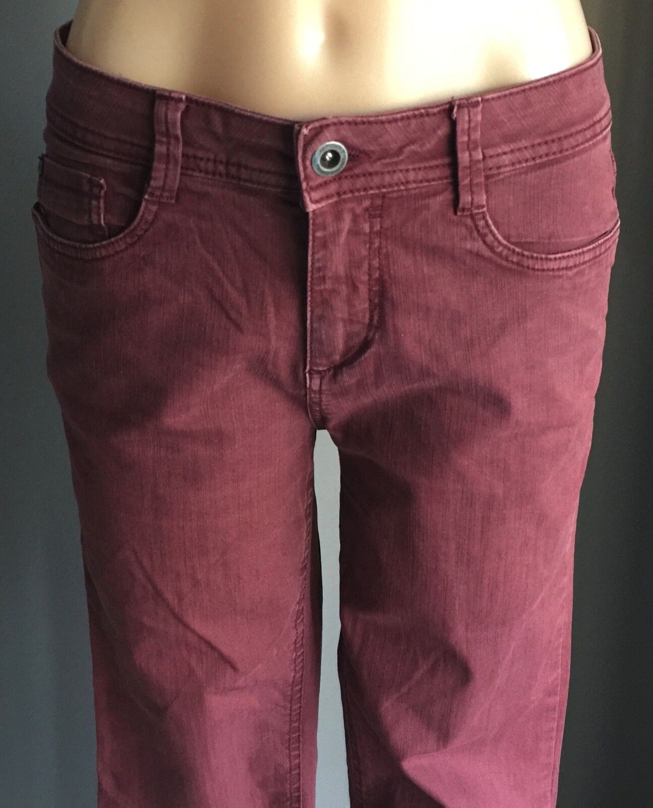 YESSICAT Maroon Wash Straight Leg Stretch Denim Ladies Size 10 Jeans Unique