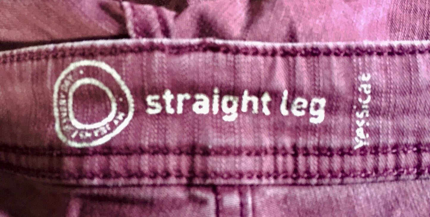 YESSICAT Maroon Wash Straight Leg Stretch Denim Ladies Size 10 Jeans Unique