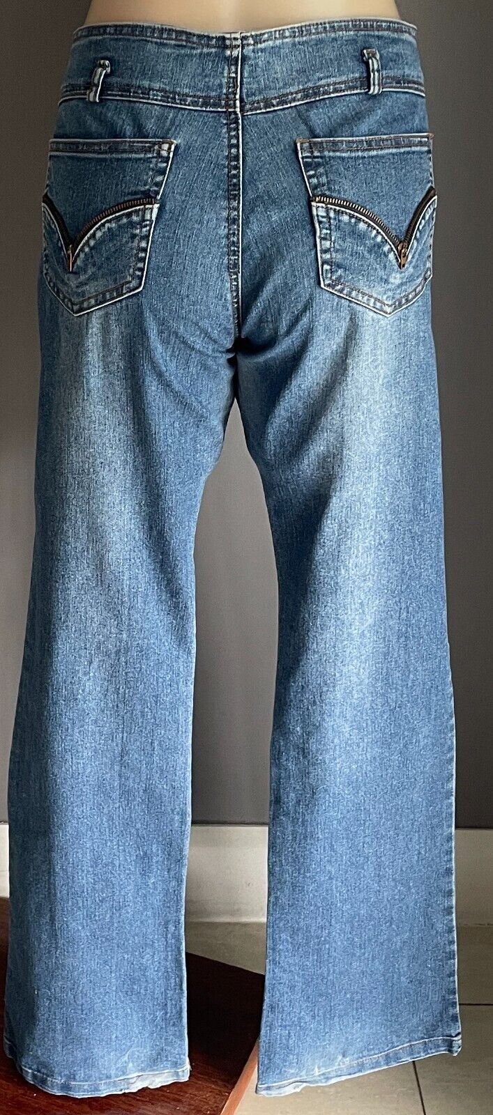 T&M JEANS Mid Blue Denim Boot Leg  Distressed Hem Zip Pockets Size 14 Jeans
