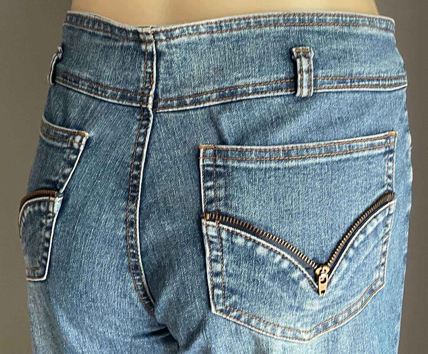 T&M JEANS Mid Blue Denim Boot Leg  Distressed Hem Zip Pockets Size 14 Jeans