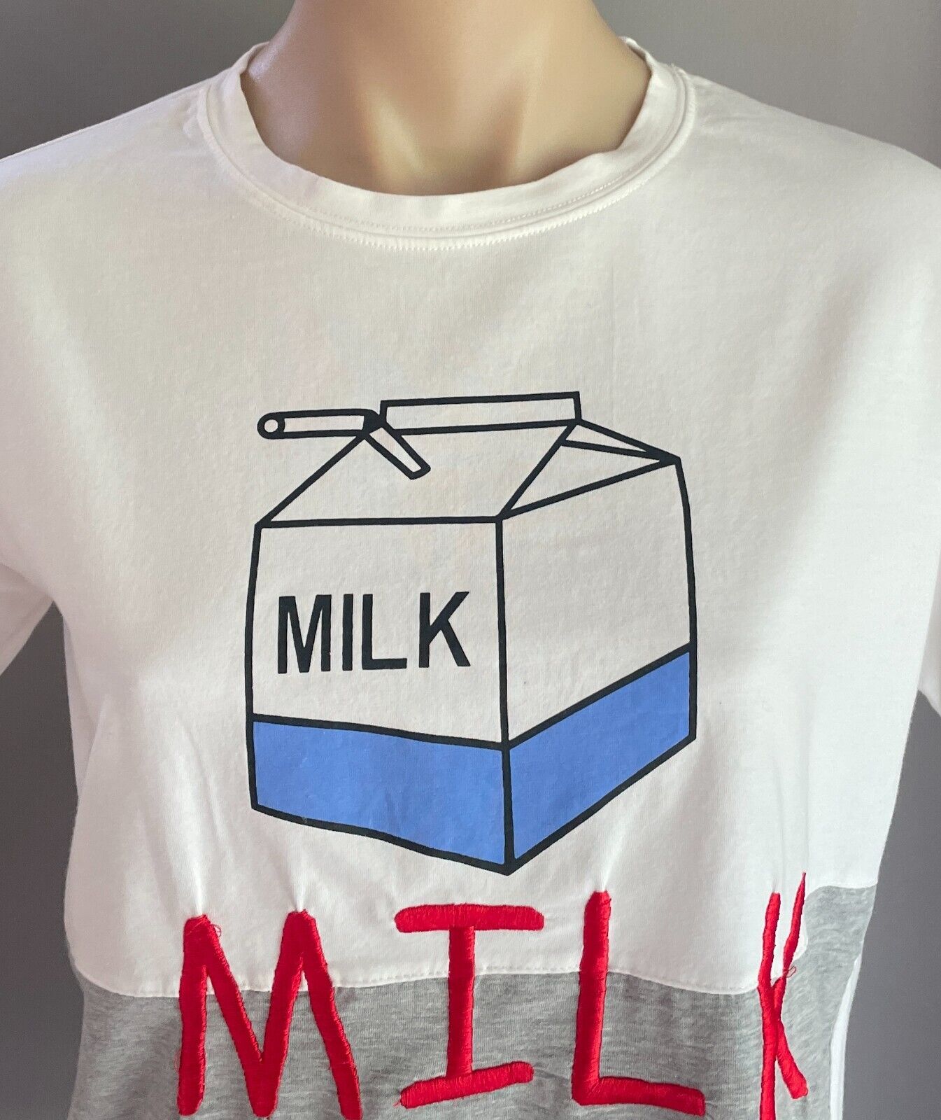 JANWIENER by KOREA Crop T-Shirt White/Multicolour Milk Carton Print Chest 100cm