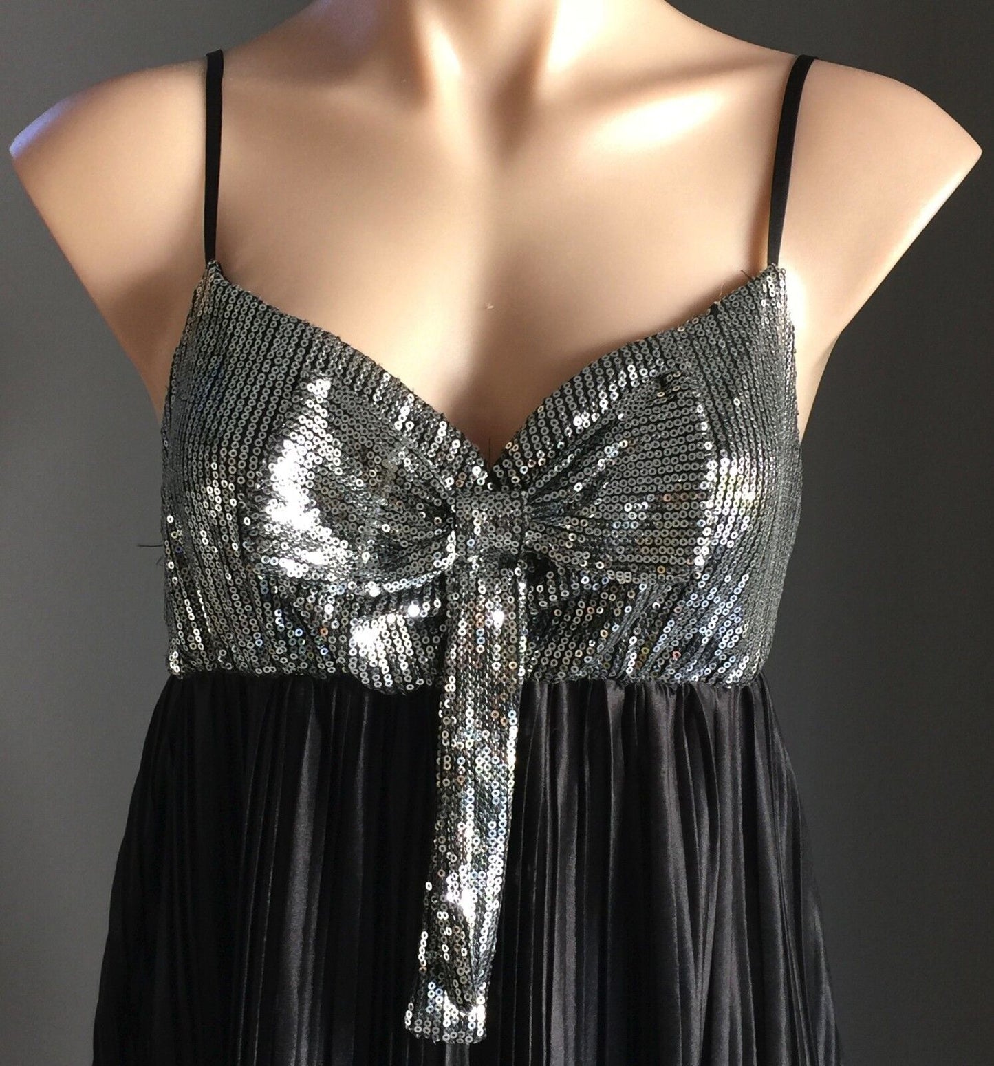 AVOCADO Dress Pleated Baby Doll Silver Sequin & Black Size 12 NEW