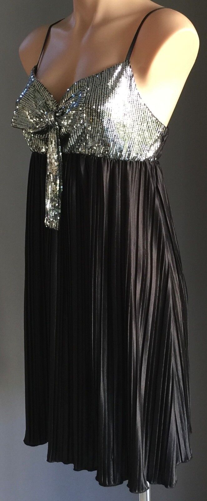 AVOCADO Dress Pleated Baby Doll Silver Sequin & Black Size 12 NEW