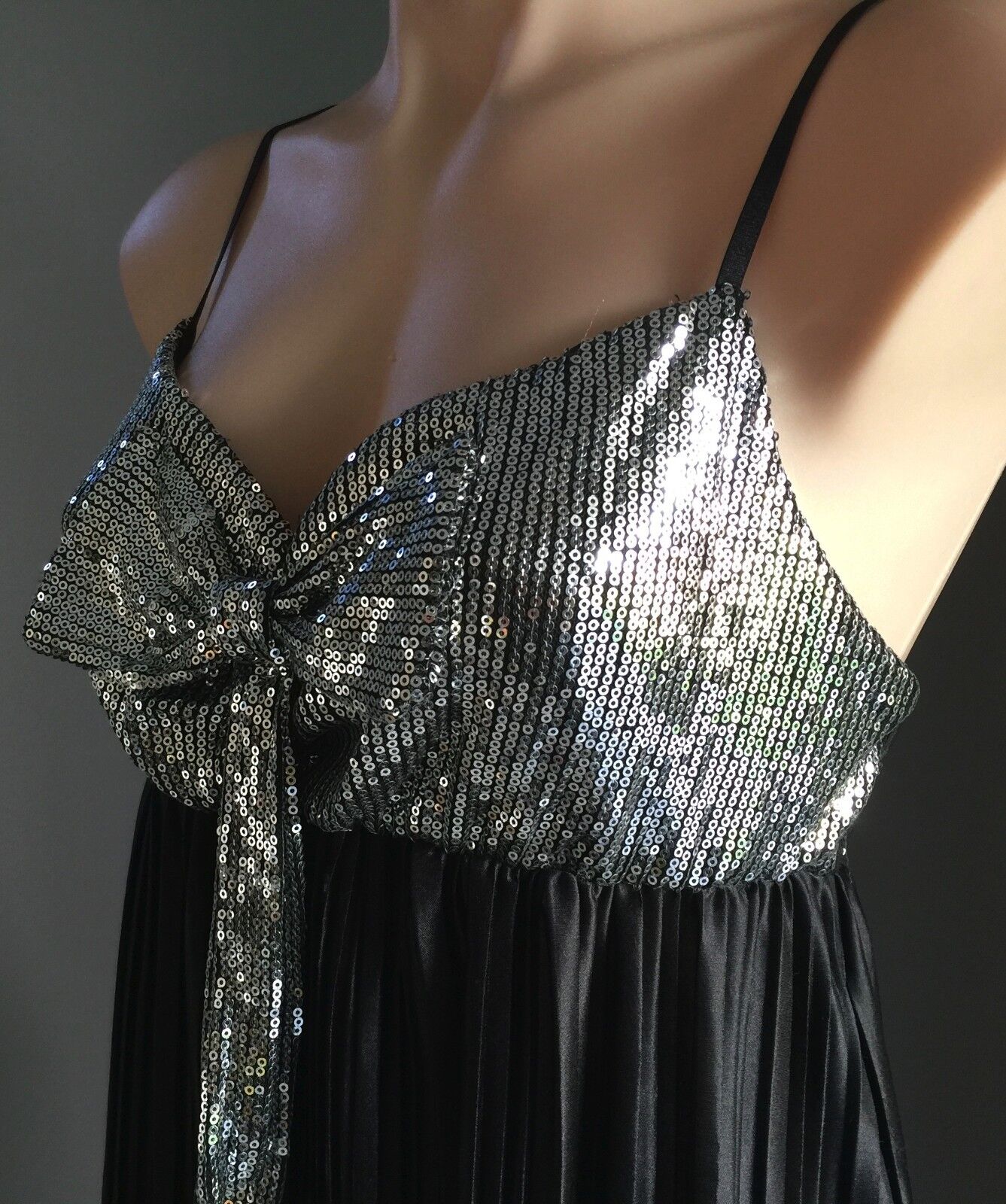 AVOCADO Dress Pleated Baby Doll Silver Sequin & Black Size 12 NEW