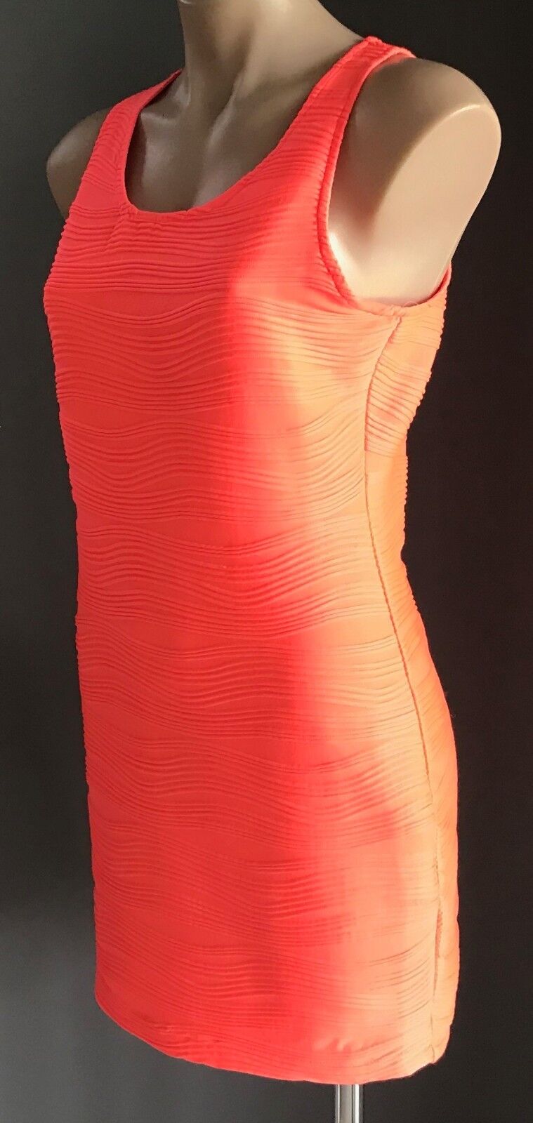 VALLEYGIRL Bodycon Dress Neon Coral Red Sleeveless Textured Fabric Sz L 12 Retro
