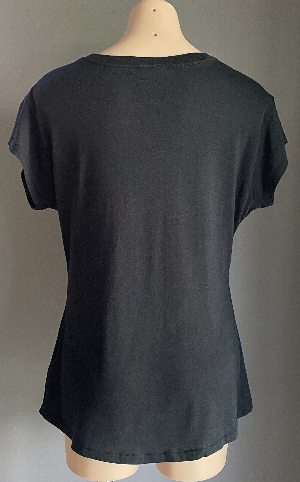 NIKE Black Activewear T-Shirt Top Short Sleeve Top Pocket At Chest Size M