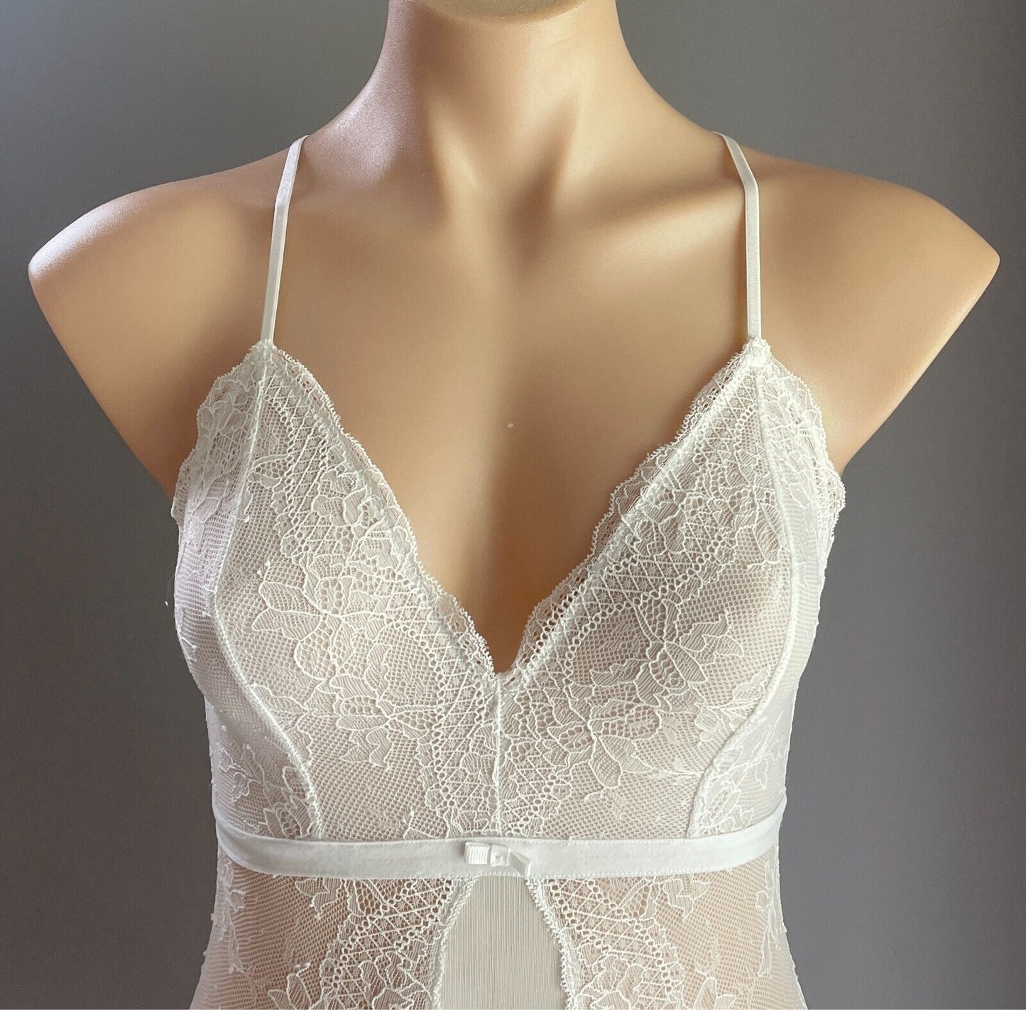 BRAS N THINGS White Lace  Trim Body Suit /Teddy Size 10 Strappy Back