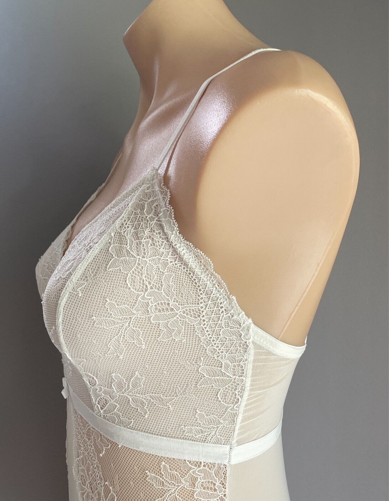 BRAS N THINGS White Lace  Trim Body Suit /Teddy Size 10 Strappy Back