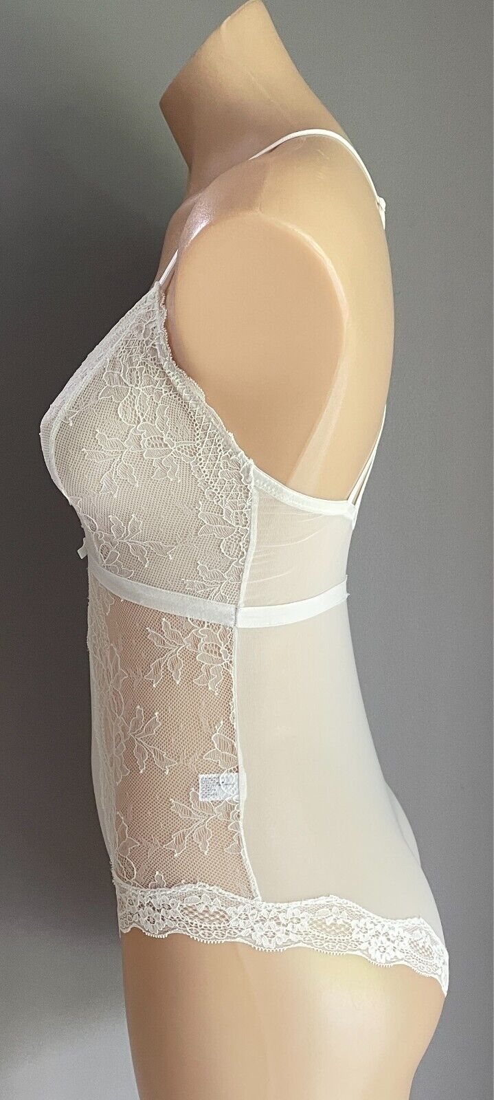 BRAS N THINGS White Lace  Trim Body Suit /Teddy Size 10 Strappy Back