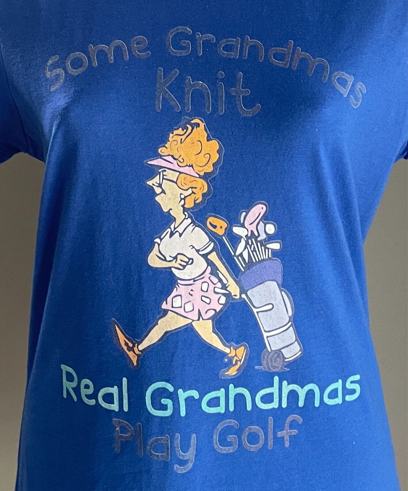 HANES T-Shirt Blue "Granma's Play Golf" Print Short Sleeves Size M Cotton Fabric