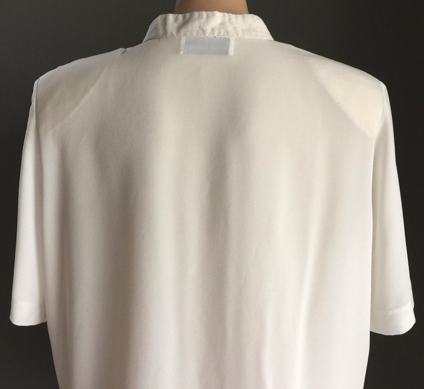 ANTHEA CRAWFORD Blouse Mandarin Collar Ivory Short Sleeve Shirt Size 10 12 1990s
