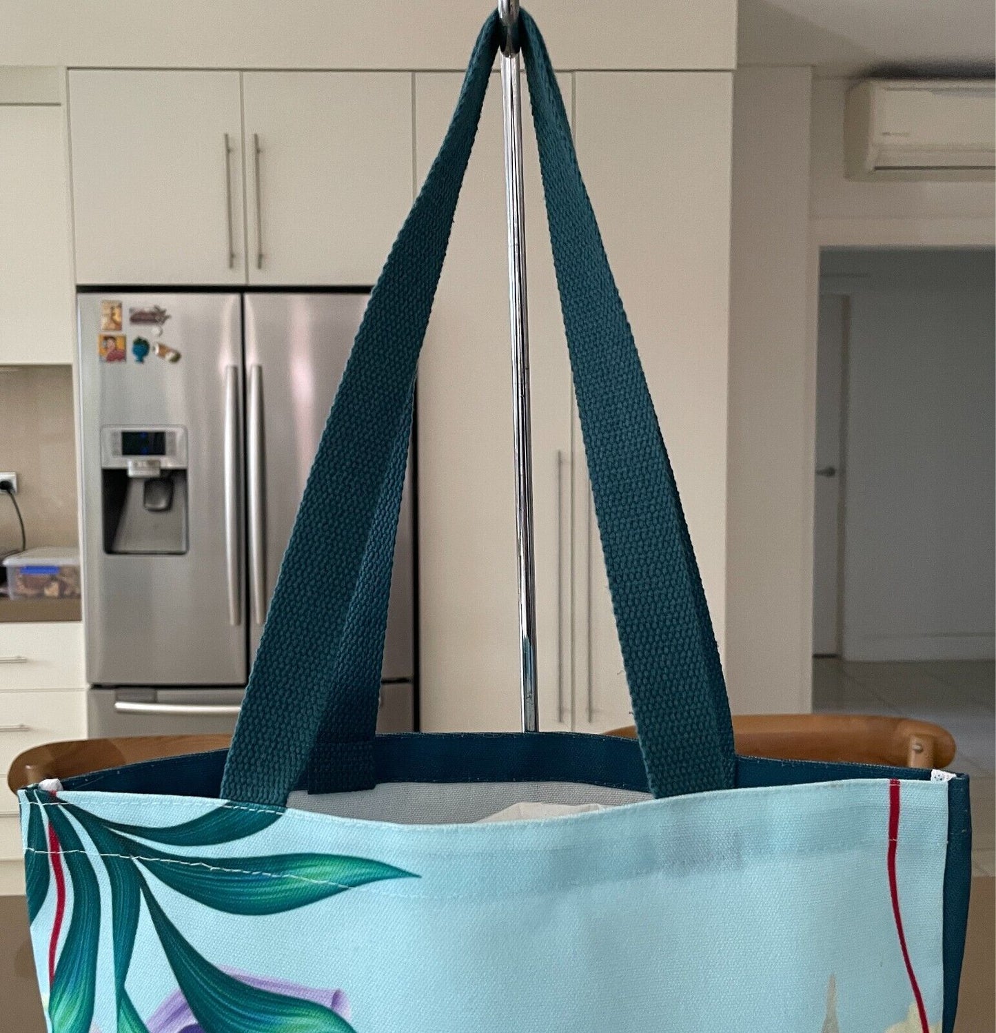 CRIMSON HOTELS & RESORTS Tote Multicolour Floral Shopper Bag NWOT!
