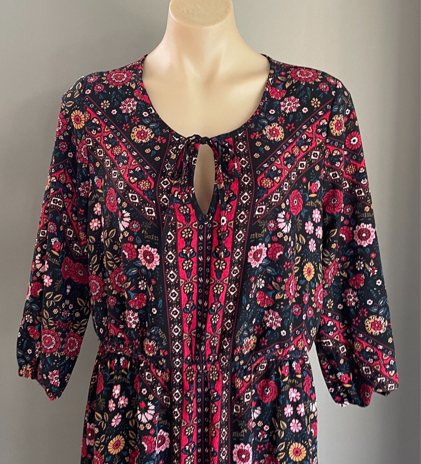 Boho Maxi Dress Black & Floral Print Size 14 Split At Sides 3/4 Sleeves