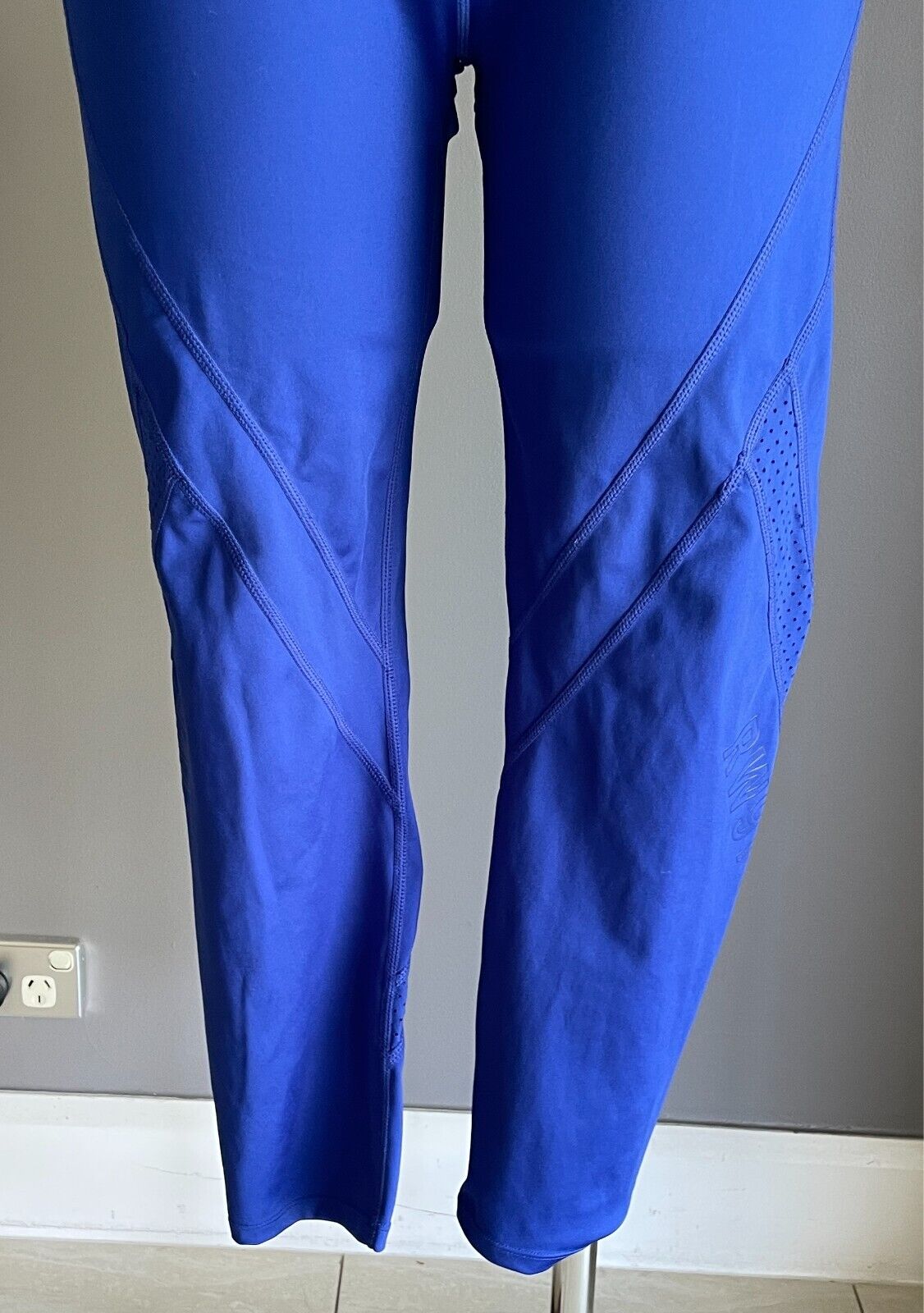 ROCKWEAR Activewear Tights Cobalt Blue 7/8 Length Size 16 Athleisure Gym NEW