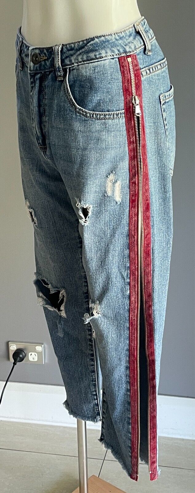 Denim Jeans Cropped Ripped and Distressed Side Zippers Frayed Red Trim Size S 8