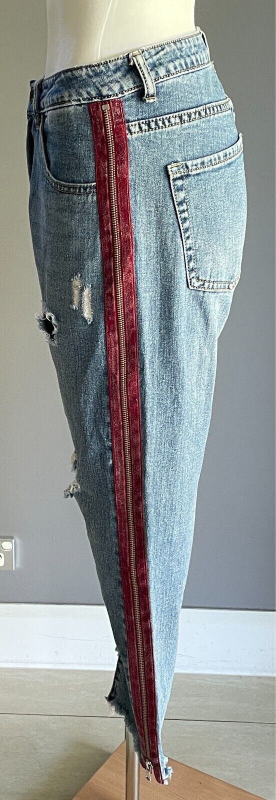 Denim Jeans Cropped Ripped and Distressed Side Zippers Frayed Red Trim Size S 8
