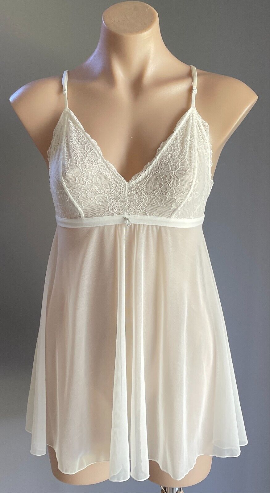 BRAS N THINGS Sexy Chemise Off White Mesh Lace Baby Doll Size 8 Strappy Back NEW